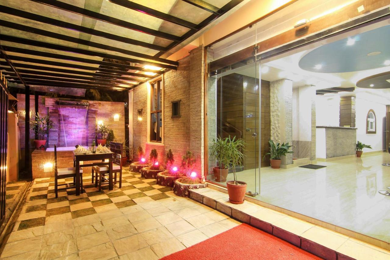 Hotel Lakeside Pvt. Ltd. Pokhara Zewnętrze zdjęcie