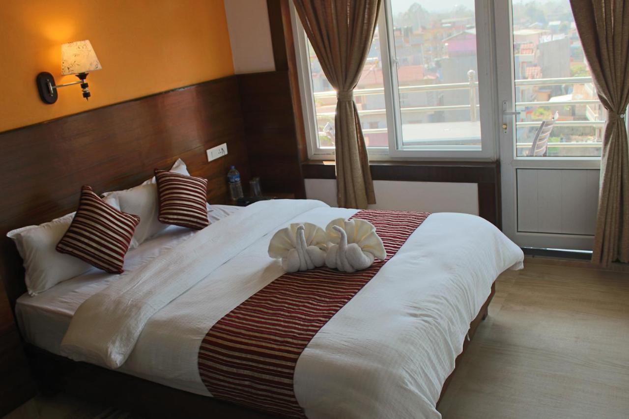Hotel Lakeside Pvt. Ltd. Pokhara Zewnętrze zdjęcie